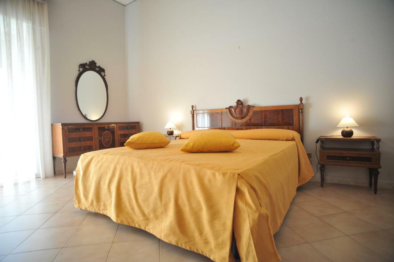 Palazzo Mascolo Gruppo Mascololuxuryapartments アジェーロラ エクステリア 写真